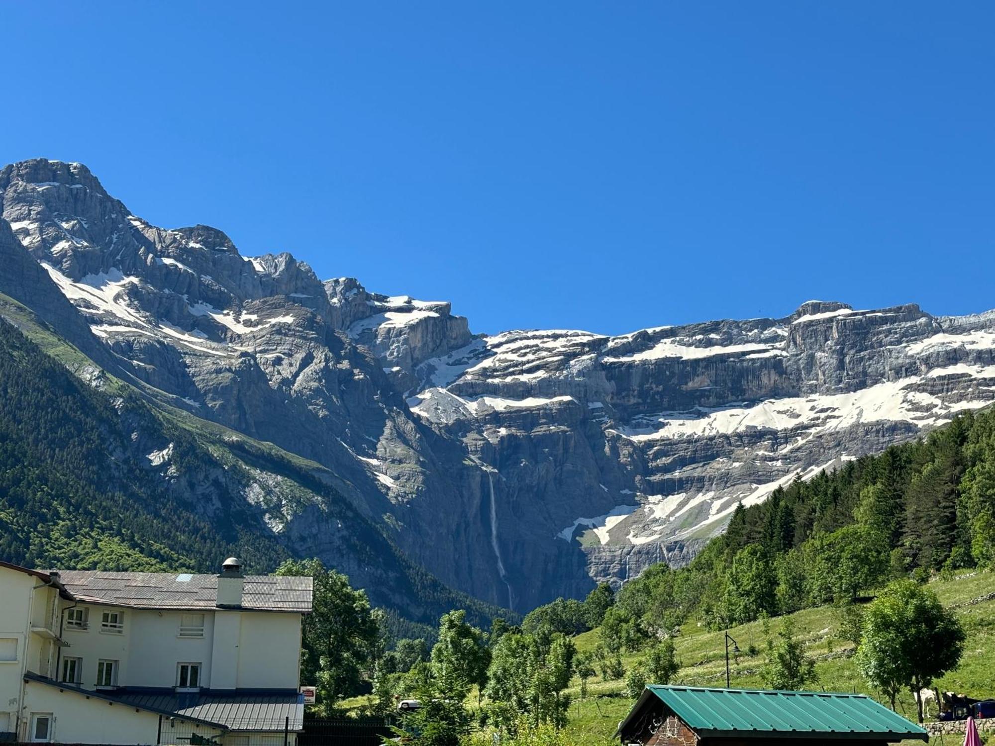 Hotel Le Taillon Gavarnie Buitenkant foto
